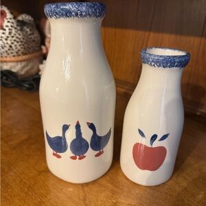 Set of 2 Ceramic Milk Bottle Veses